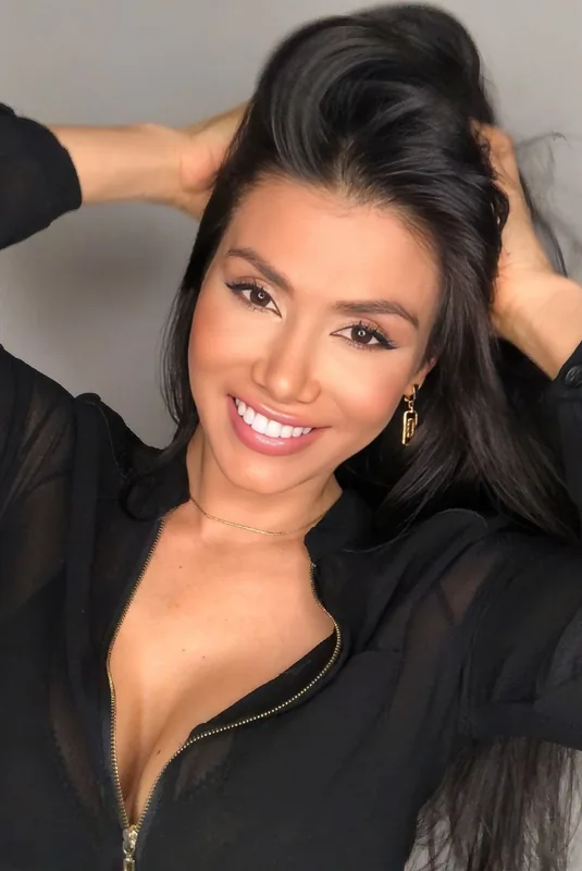 Renata, 47, from Bogotá — verified profile